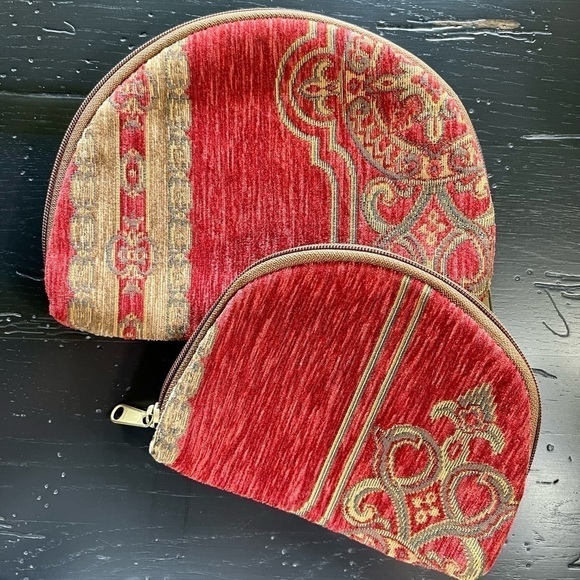 GEVIVE, by BOYT TAPESTRY, VINTAGE, RED/GOLD POUCH OR CLUTCH BAGS. - Picture 2 of 5